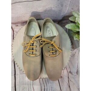 Tod's Women's Beige/Taupe Oxford Lace-Up Shoes | Size 39EU/8.5US. Made in Italy